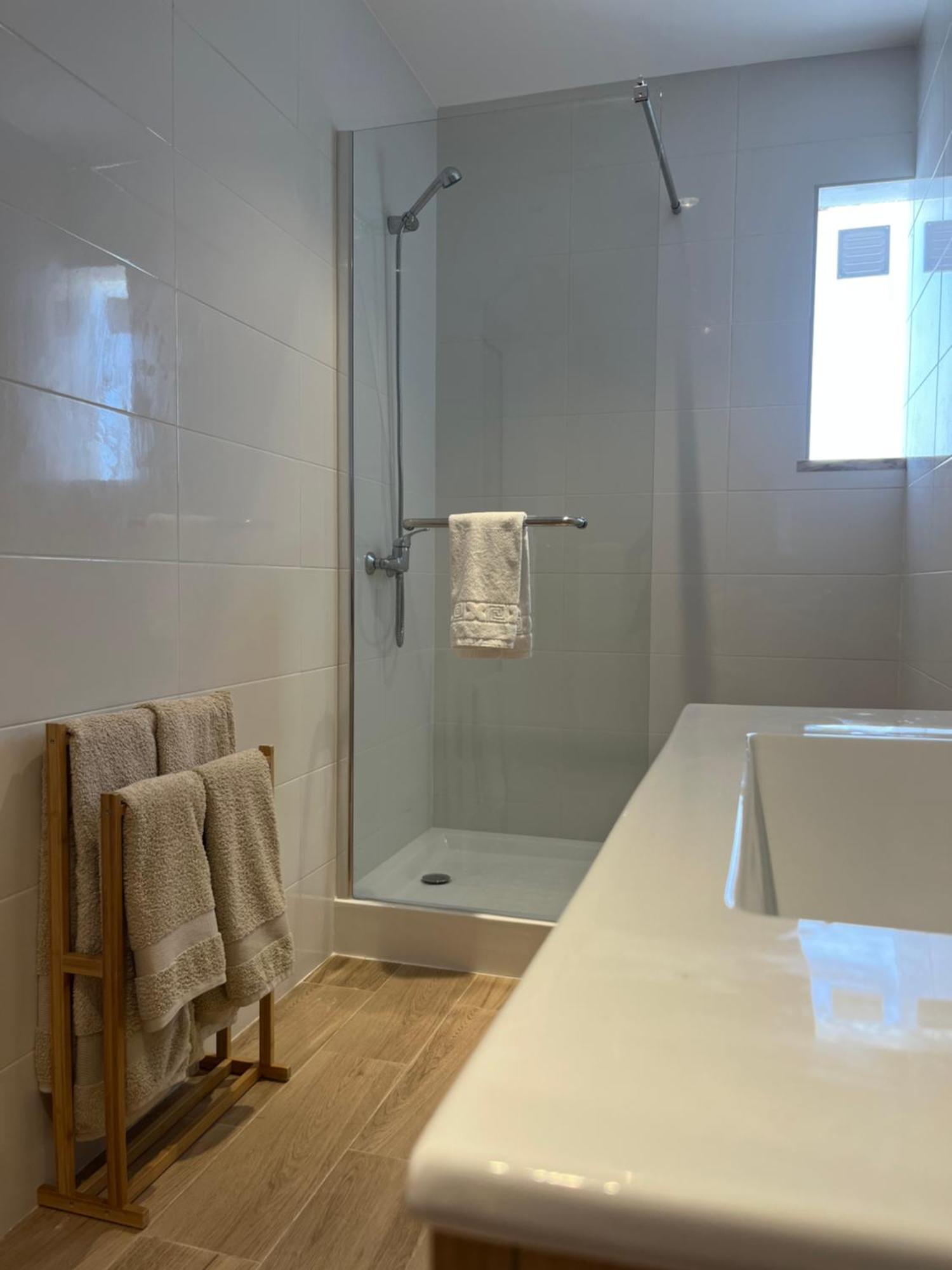 Vila Gloria Guesthouse لاغوس المظهر الخارجي الصورة