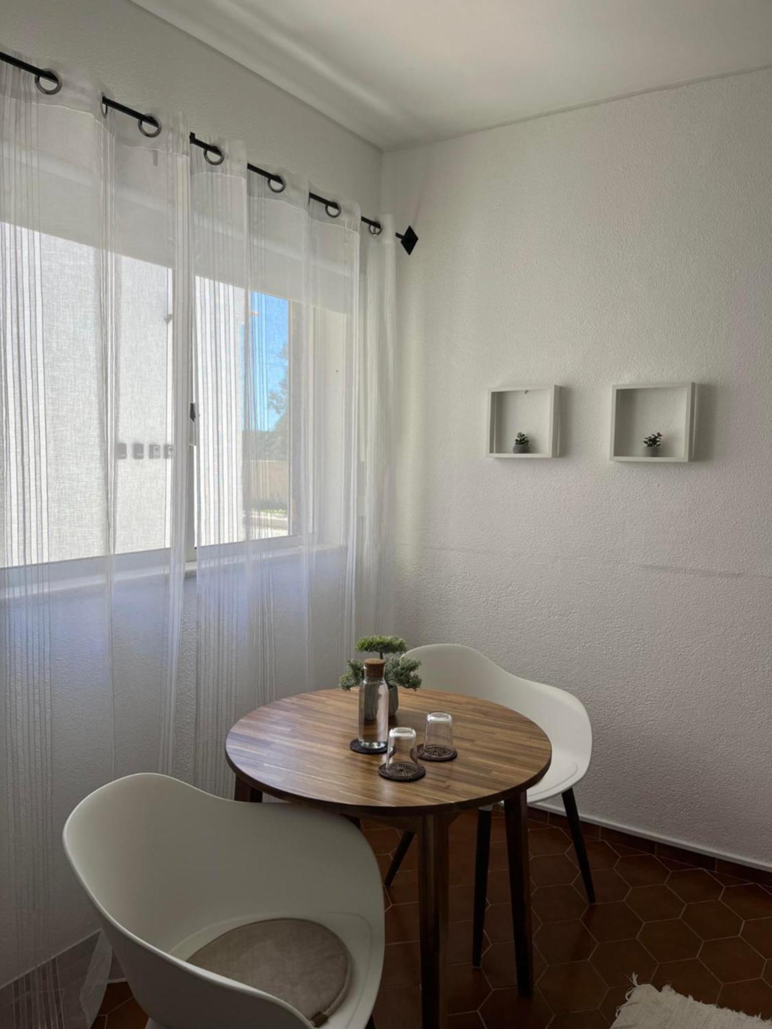 Vila Gloria Guesthouse لاغوس الغرفة الصورة
